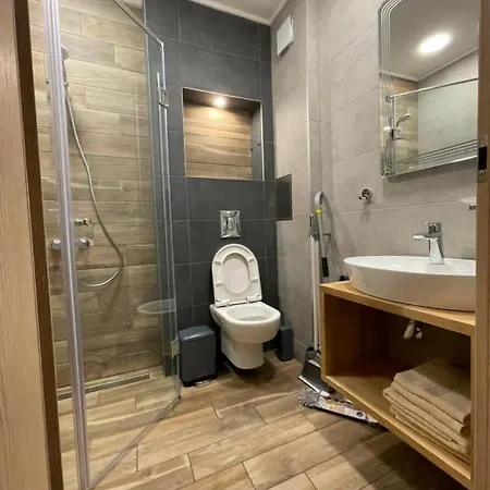 Apart-Complex Luxury Studio Apartment